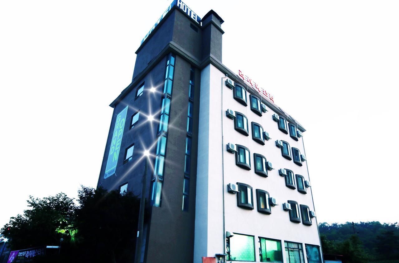 Gunsan La Siesta Hotel Exterior foto